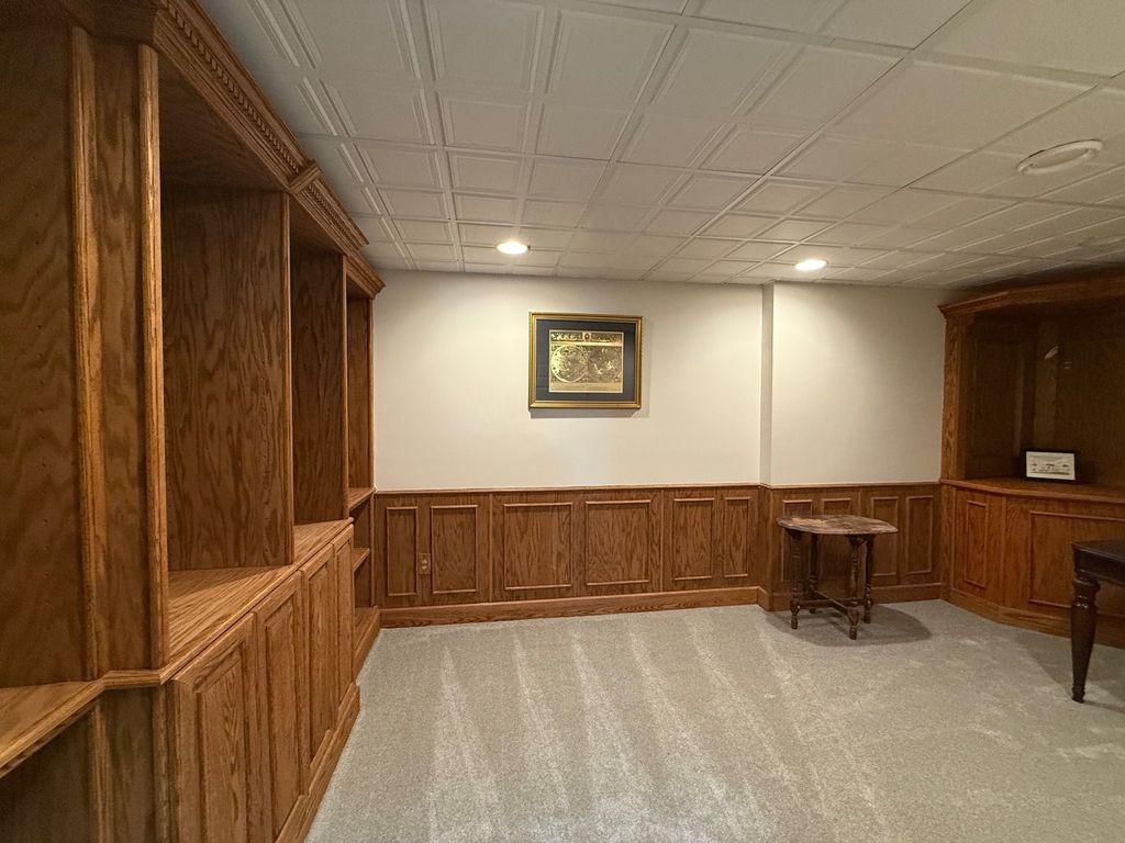 listing image 72