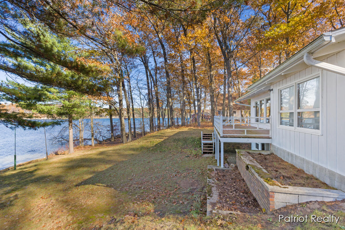 8995 Deer Point Drive