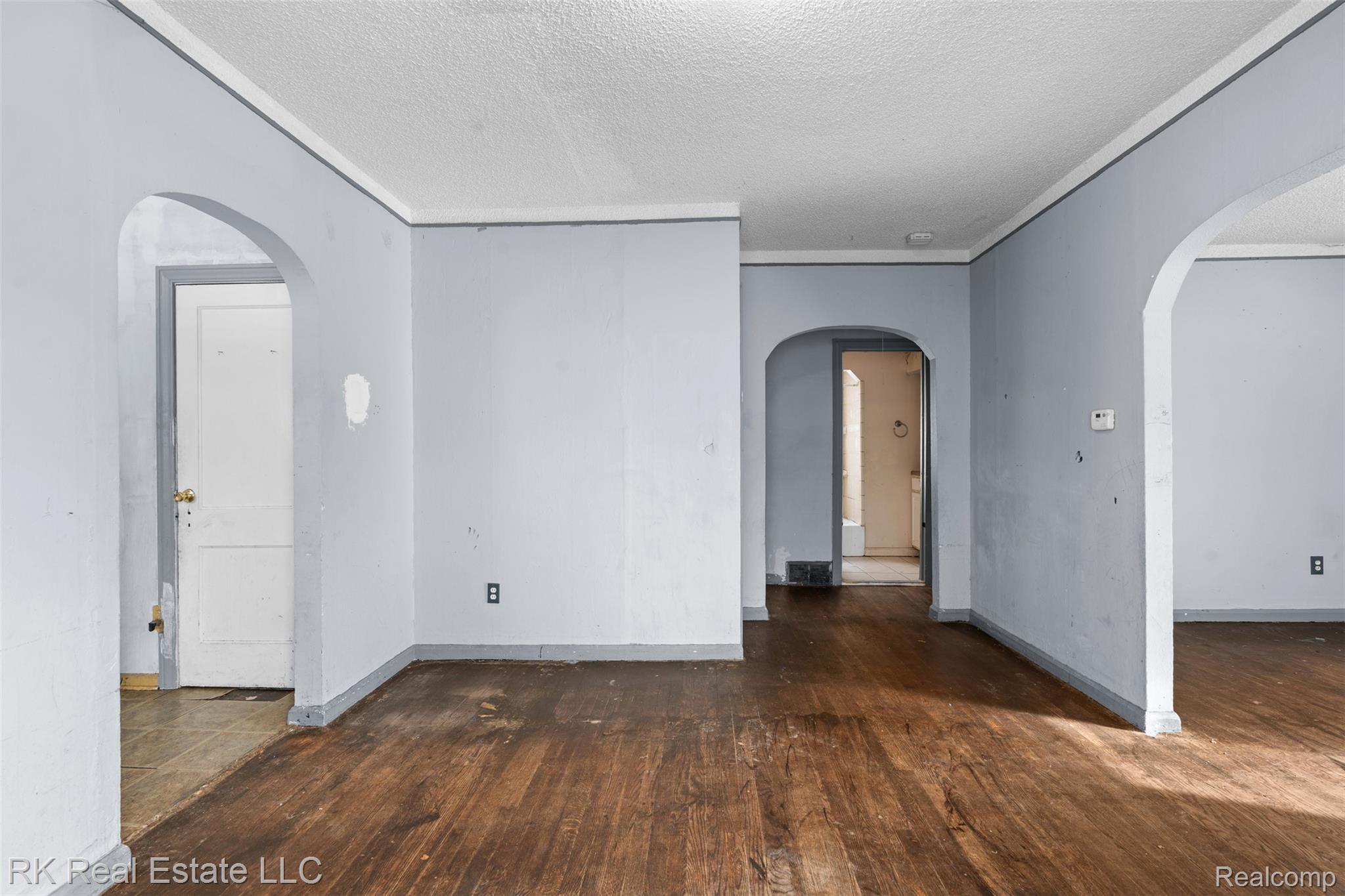 1125 E Hayes Avenue