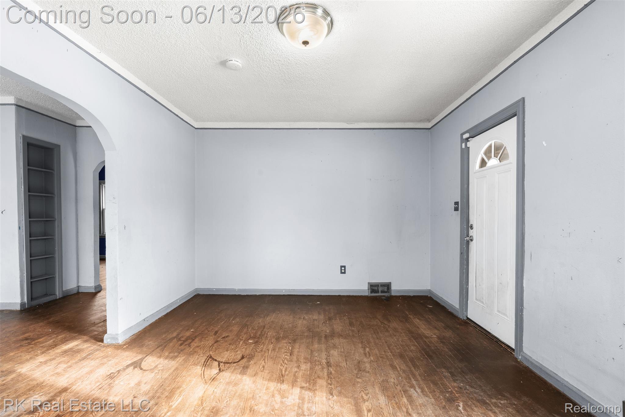 1125 E Hayes Avenue