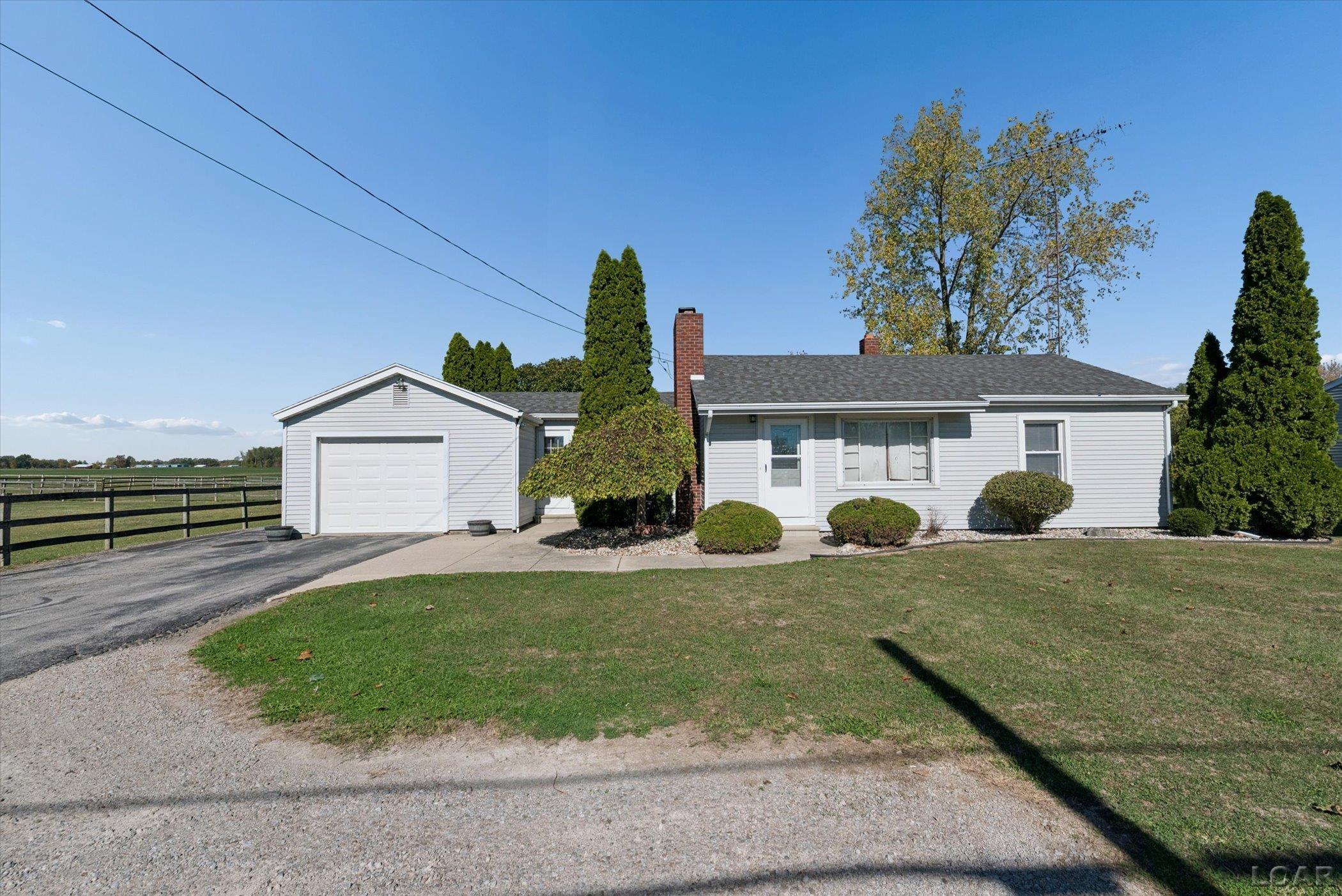 5576 W Beecher Road
