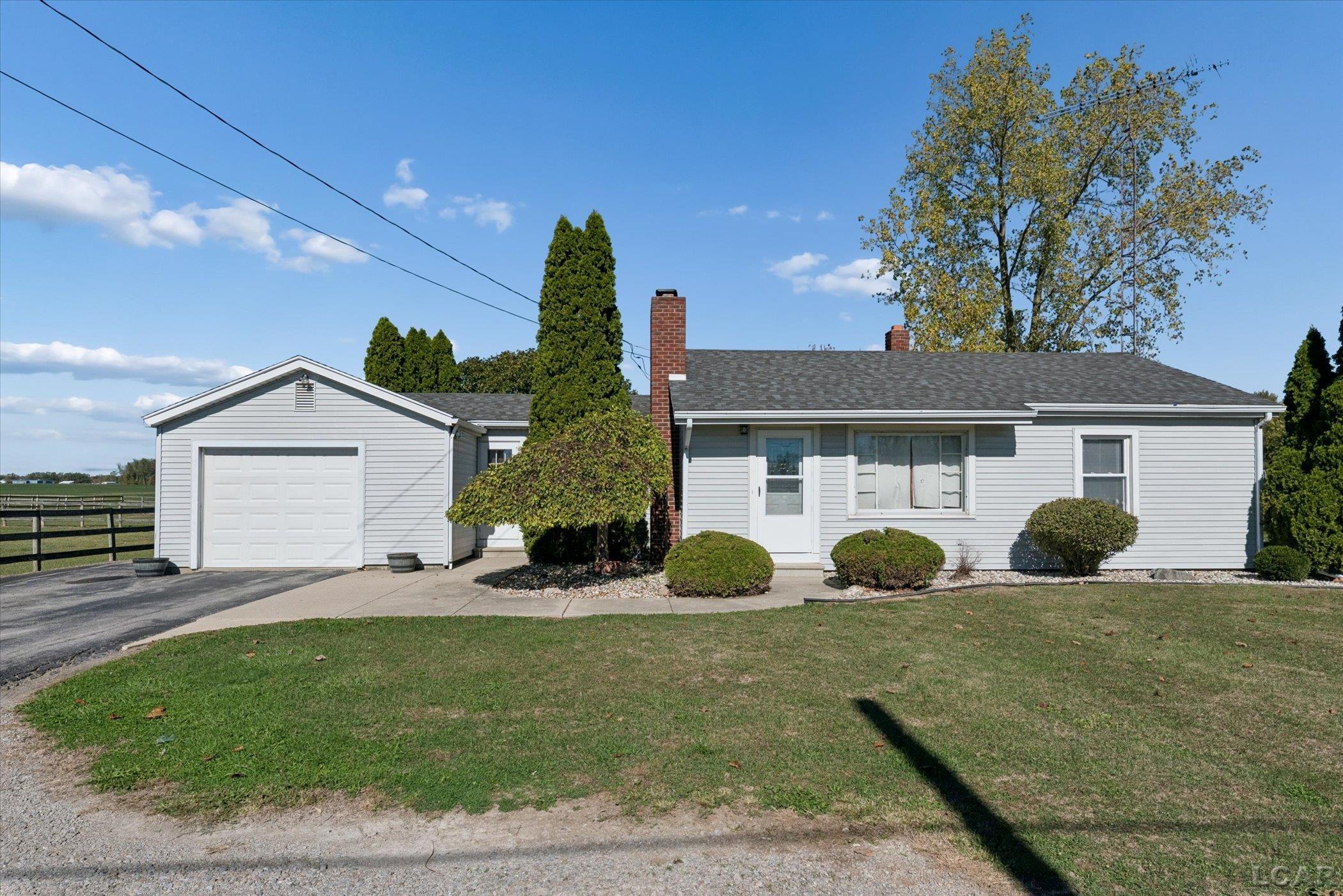 5576 W Beecher Road