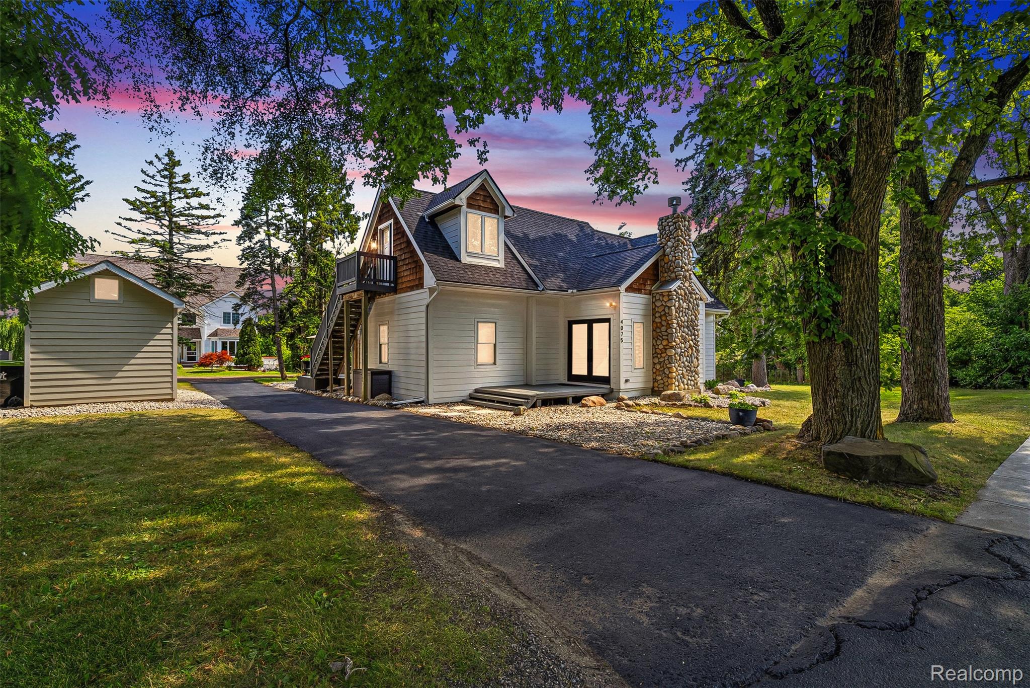 4075 Green Lake Road