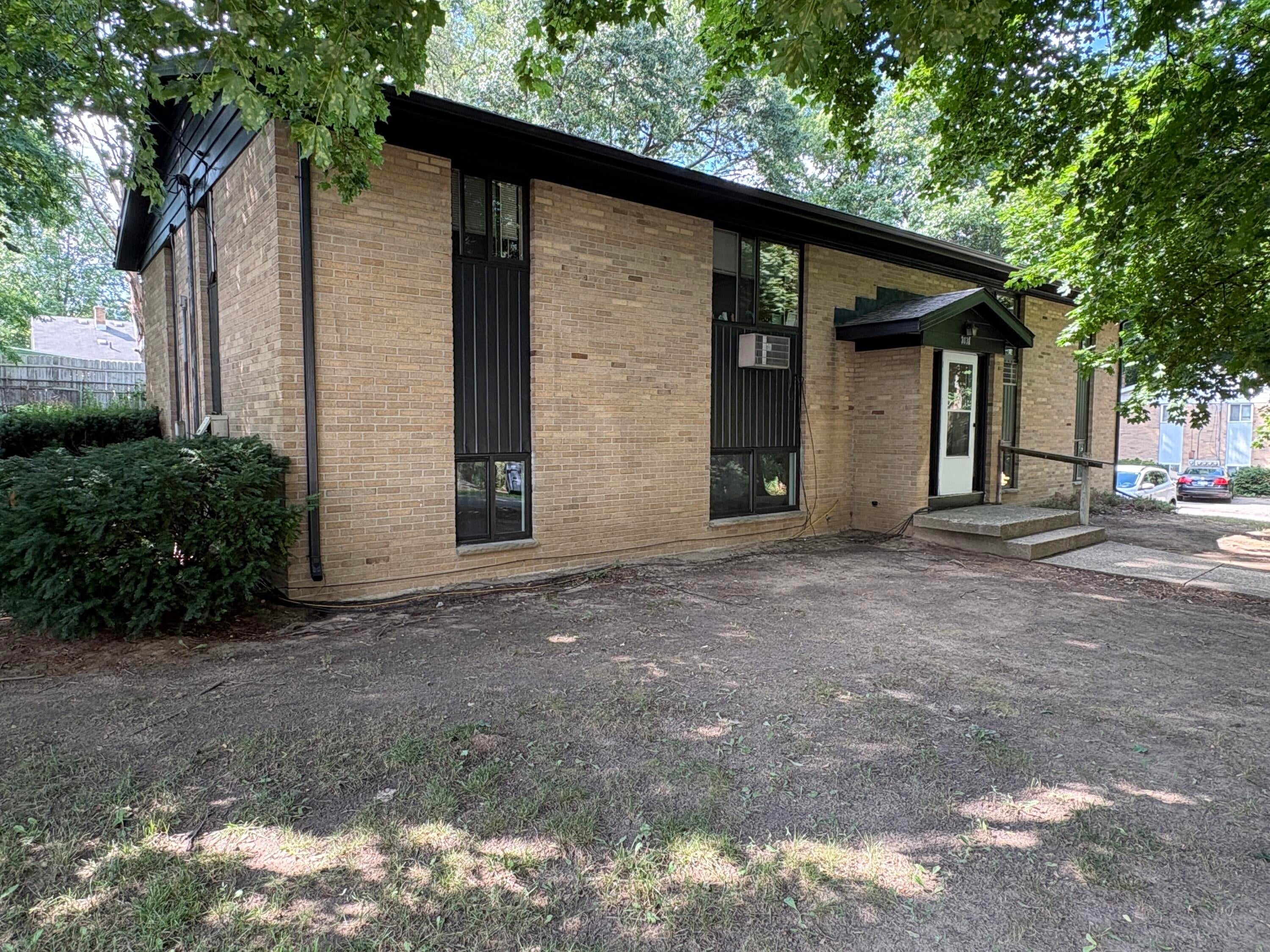 3131 Copley Drive SW
