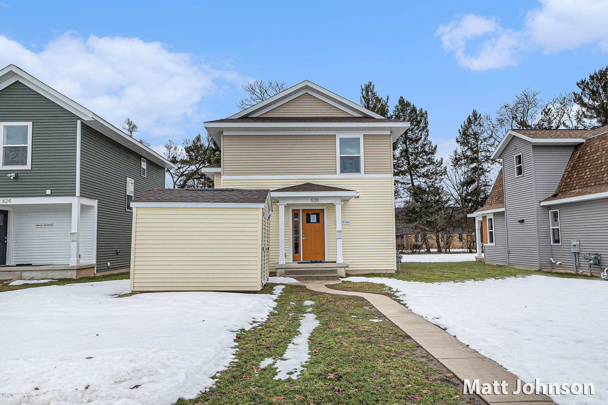 2098 Linden Avenue SE