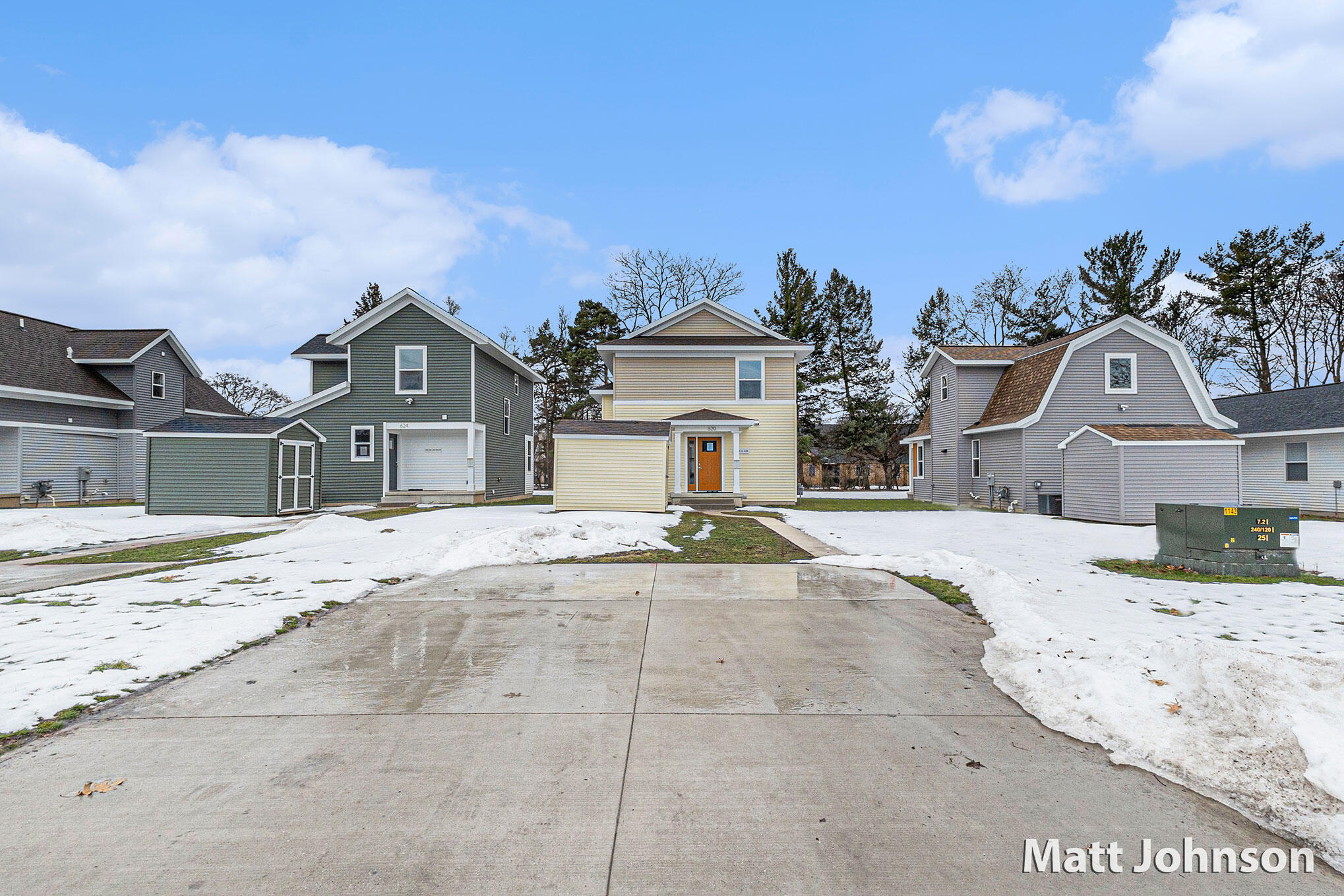 2098 Linden Avenue SE