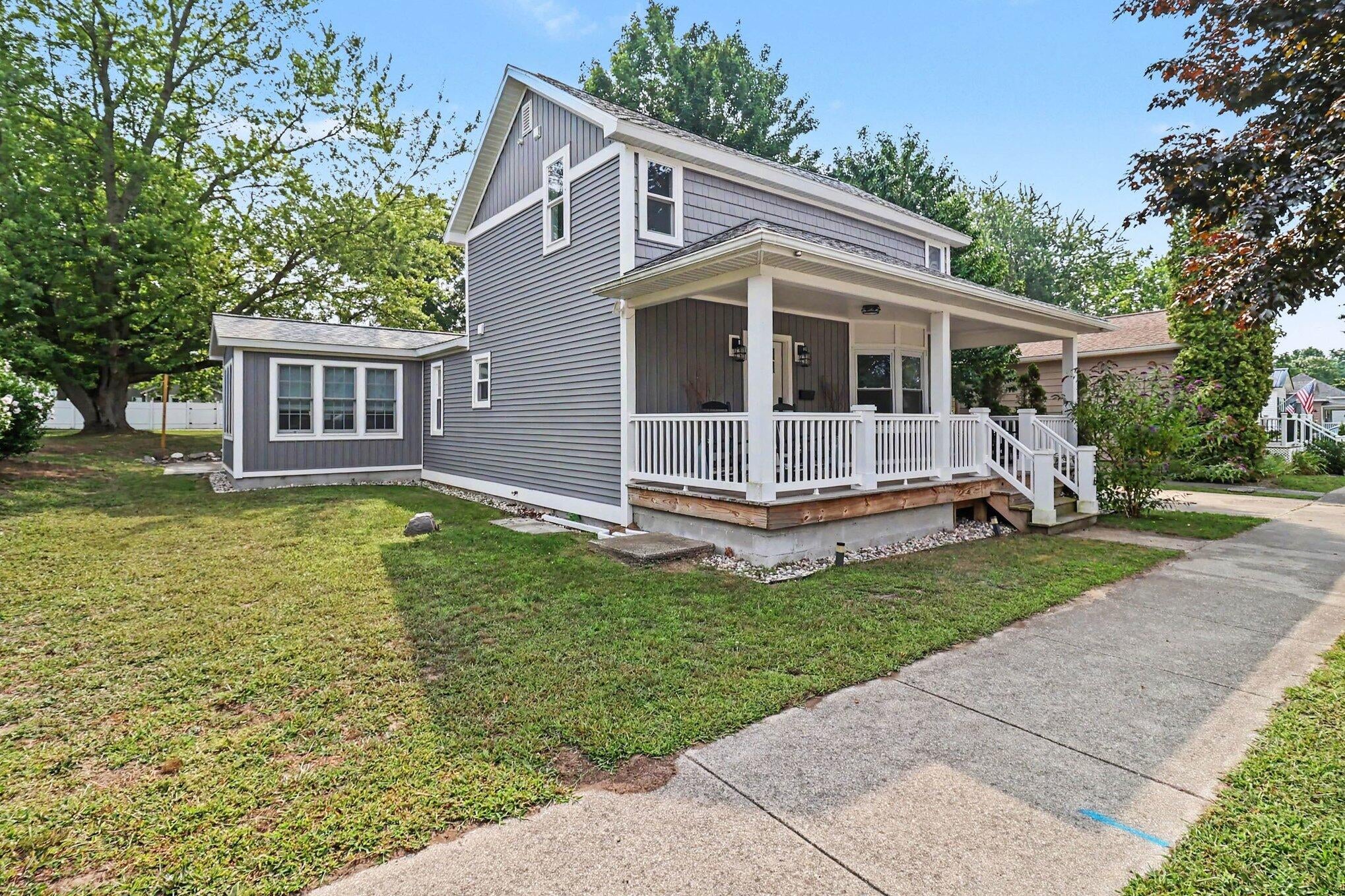 316 N William Street
