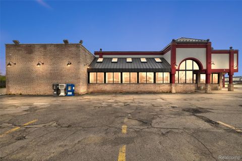 Photo of 37116 S Groesbeck Highway, Clinton Charter Township, MI 48036 (MLS # 20261029942)