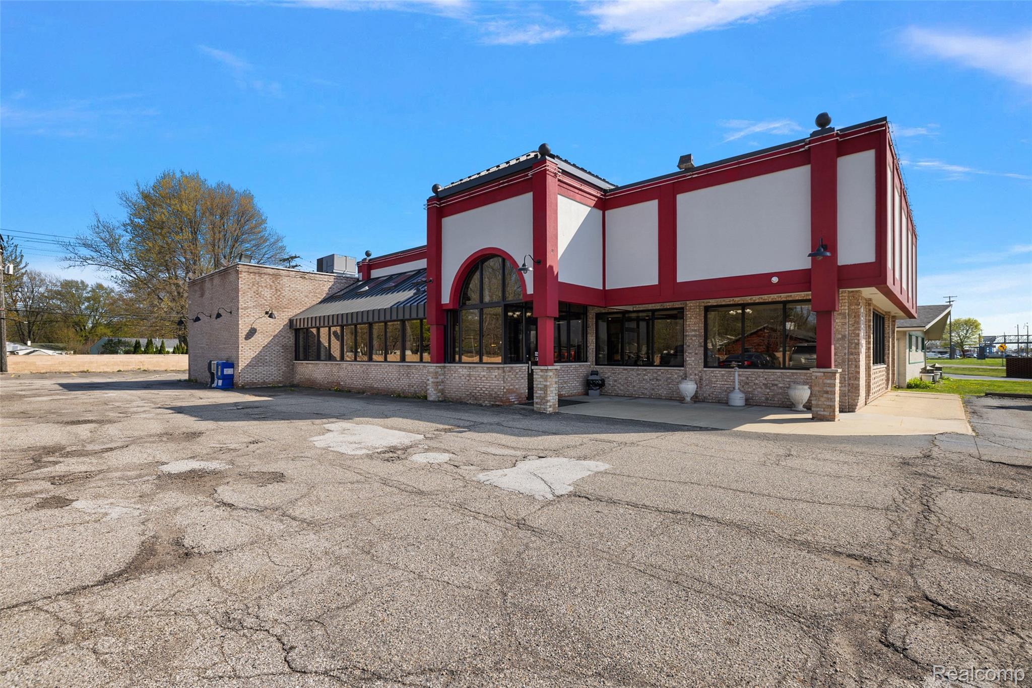 37116 S Groesbeck Highway