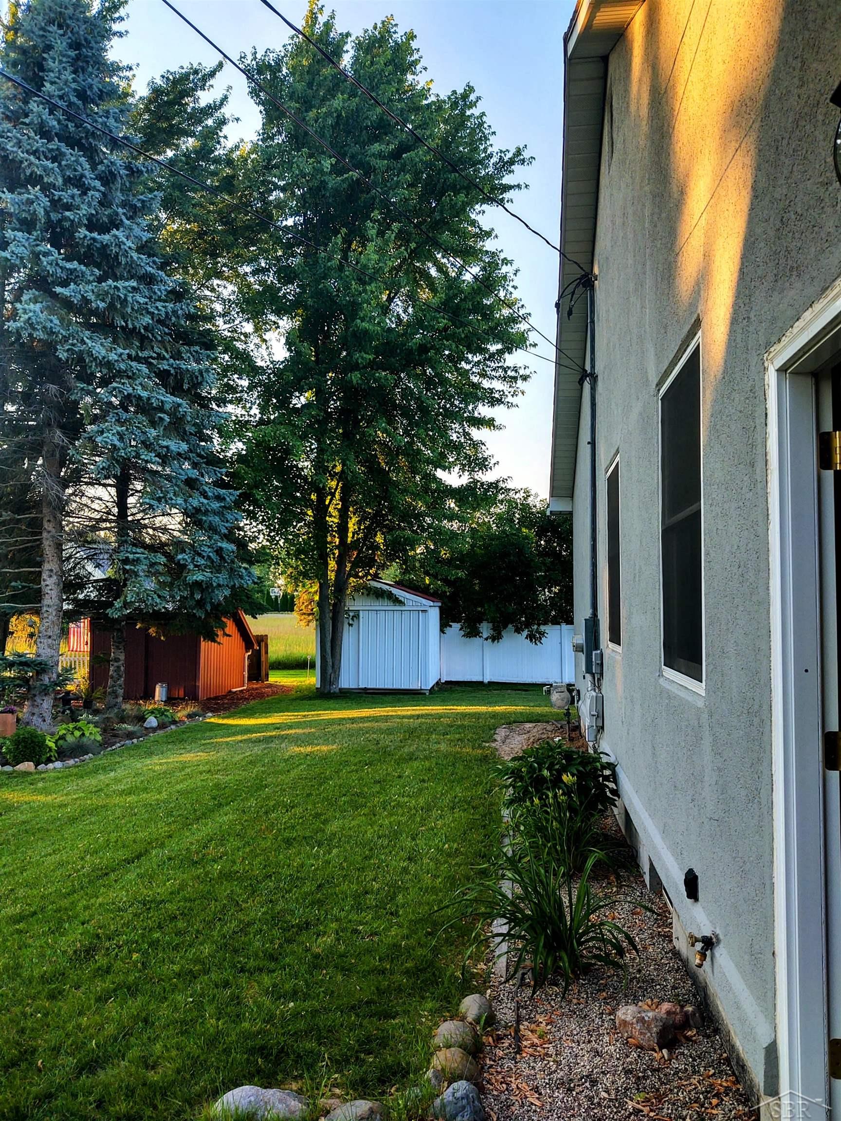 661 E. Beaver Rd.