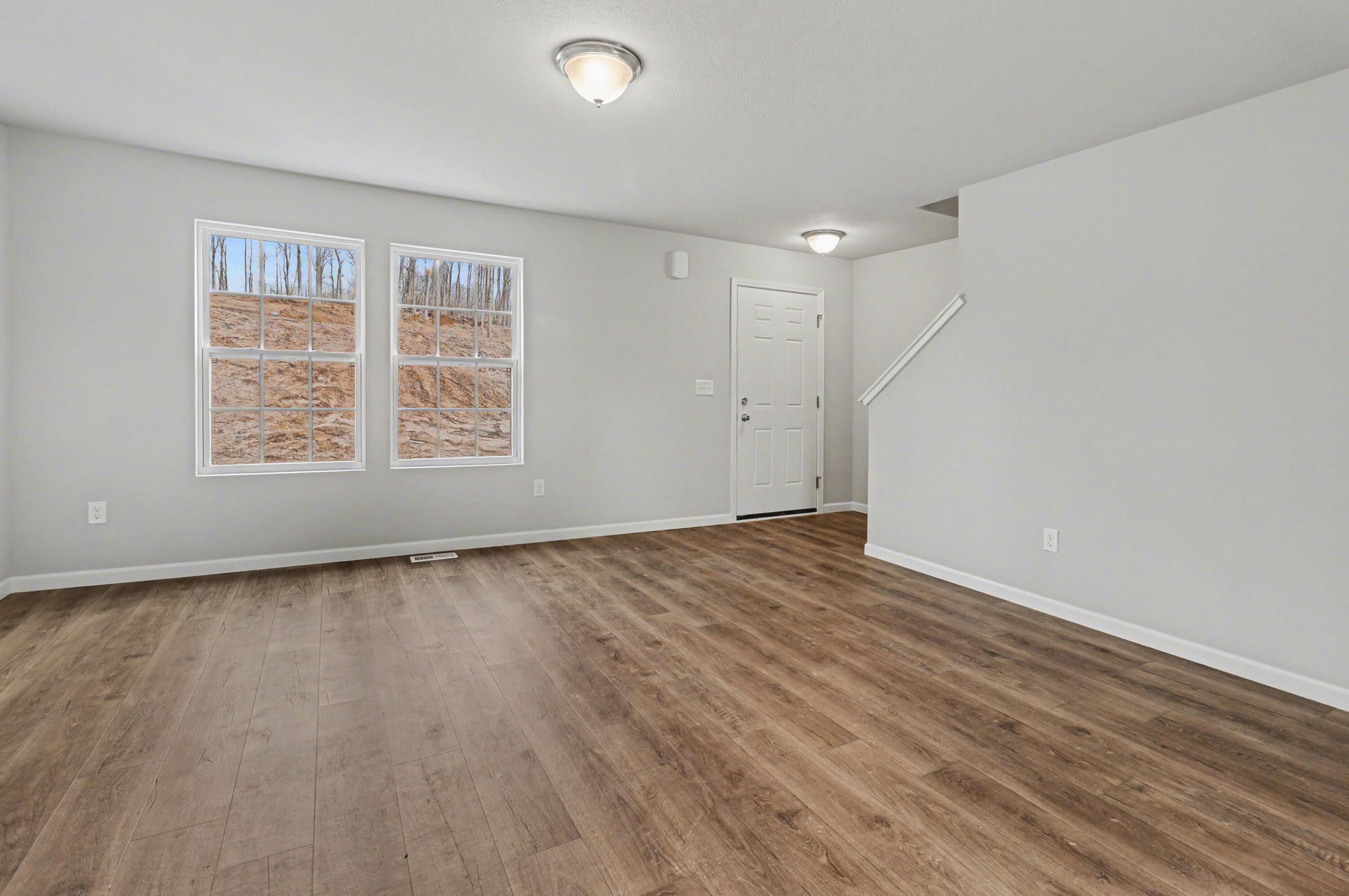 16377 Mitchell Crk Trail