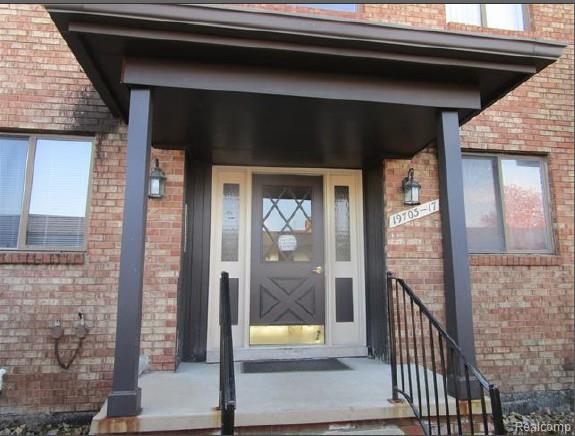 St Clair Shores, Michigan 48080, United States, 2 Bedrooms Bedrooms, ,2 BathroomsBathrooms,Residential,Active,244749