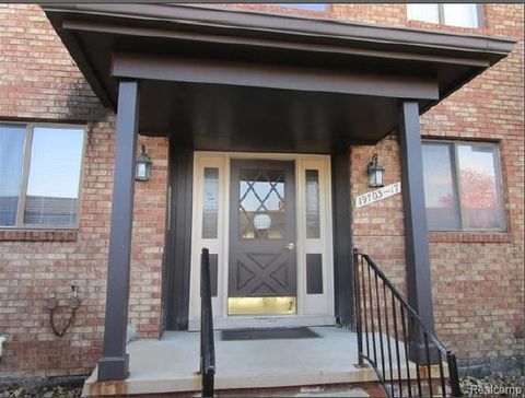 19713 E 8 Mile Road 70 St Clair Shores City MI 48080