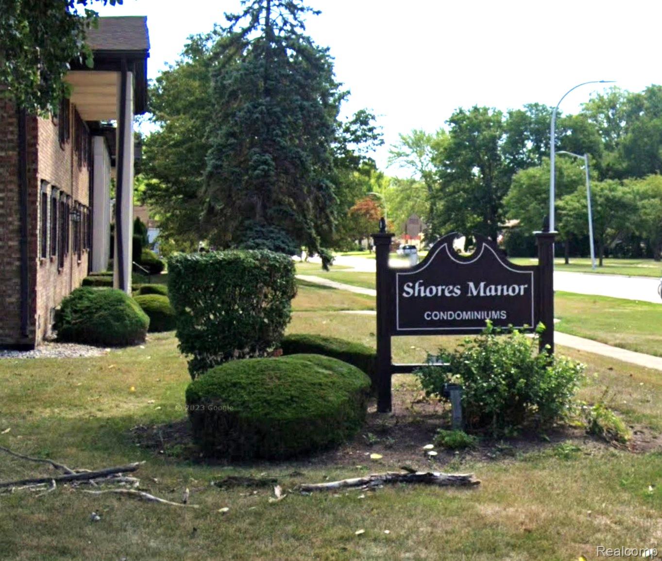 St Clair Shores, Michigan 48080, United States, 2 Bedrooms Bedrooms, ,2 BathroomsBathrooms,Residential,Active,244749