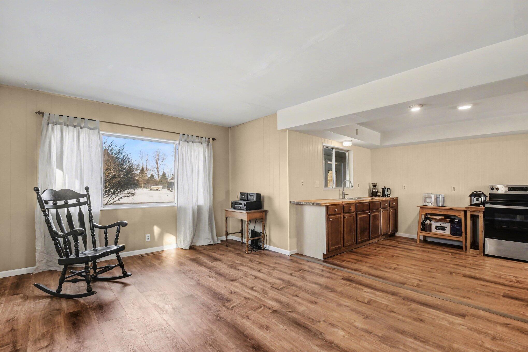 118 Schirmer Parkway