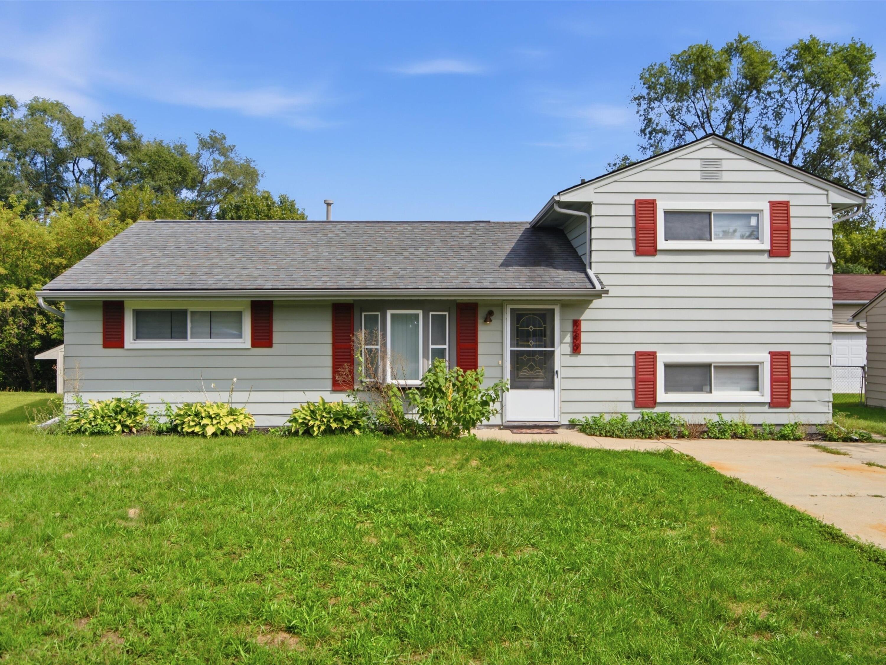 289 S Williams Lake Road