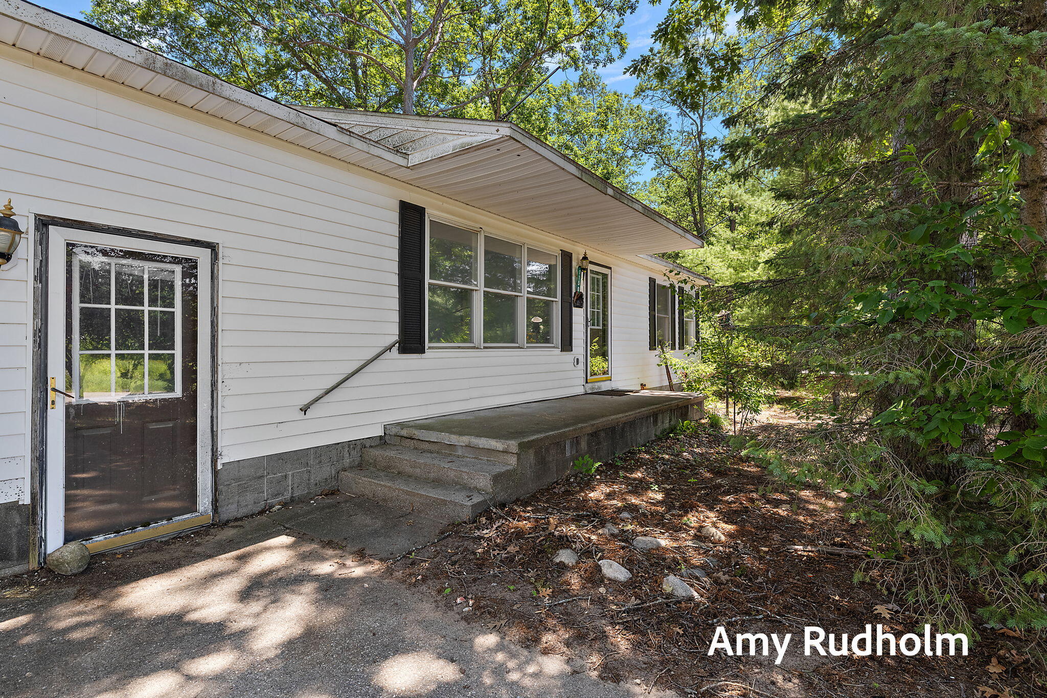 1150 Debaker Road
