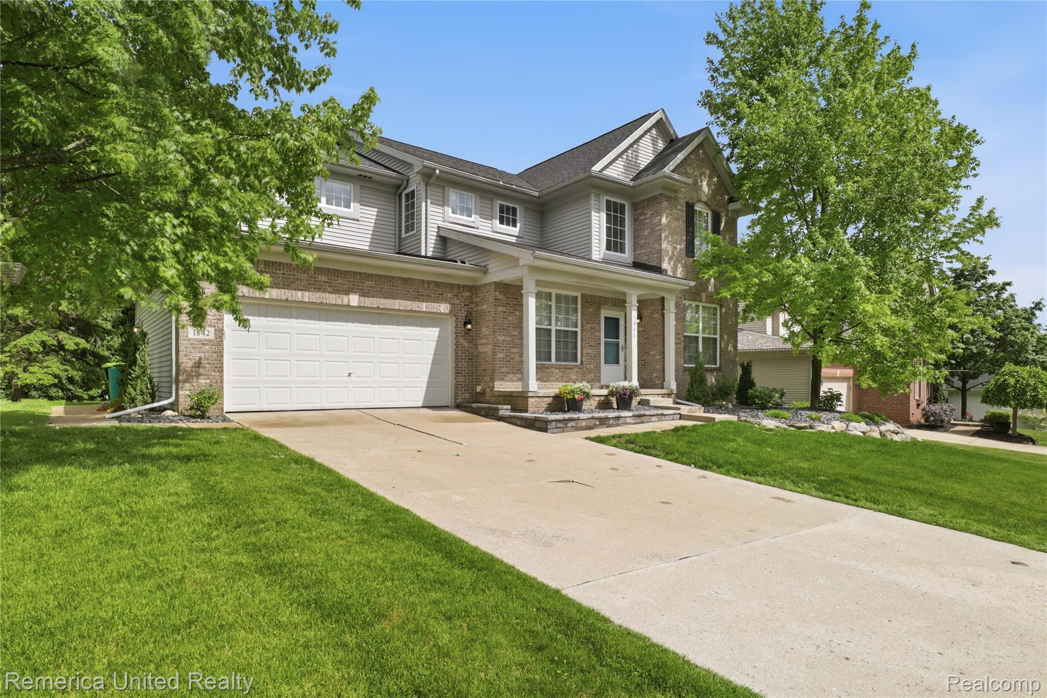 1842 Autumn Glen Drive