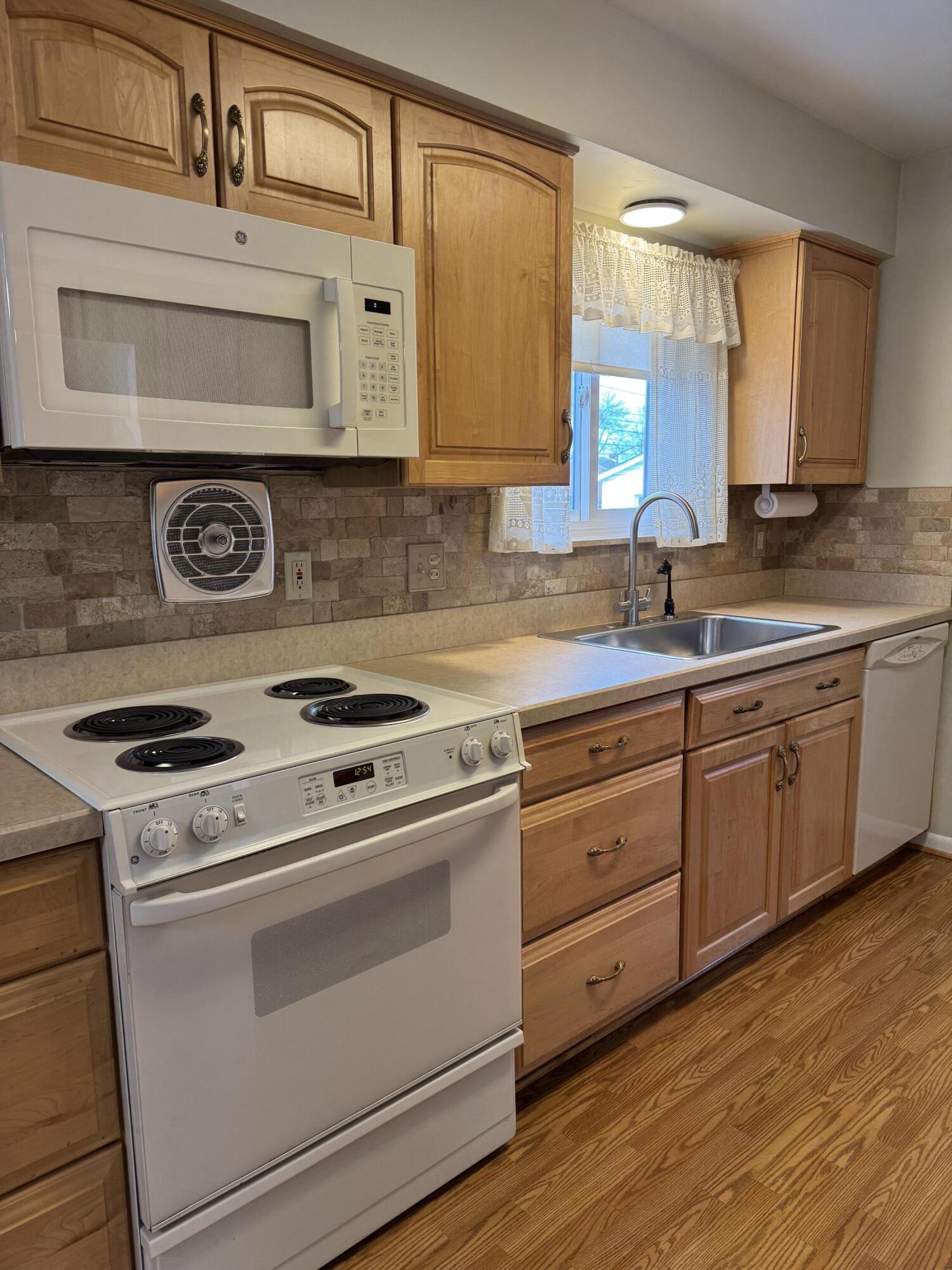 7767 N Henry Ruff Road