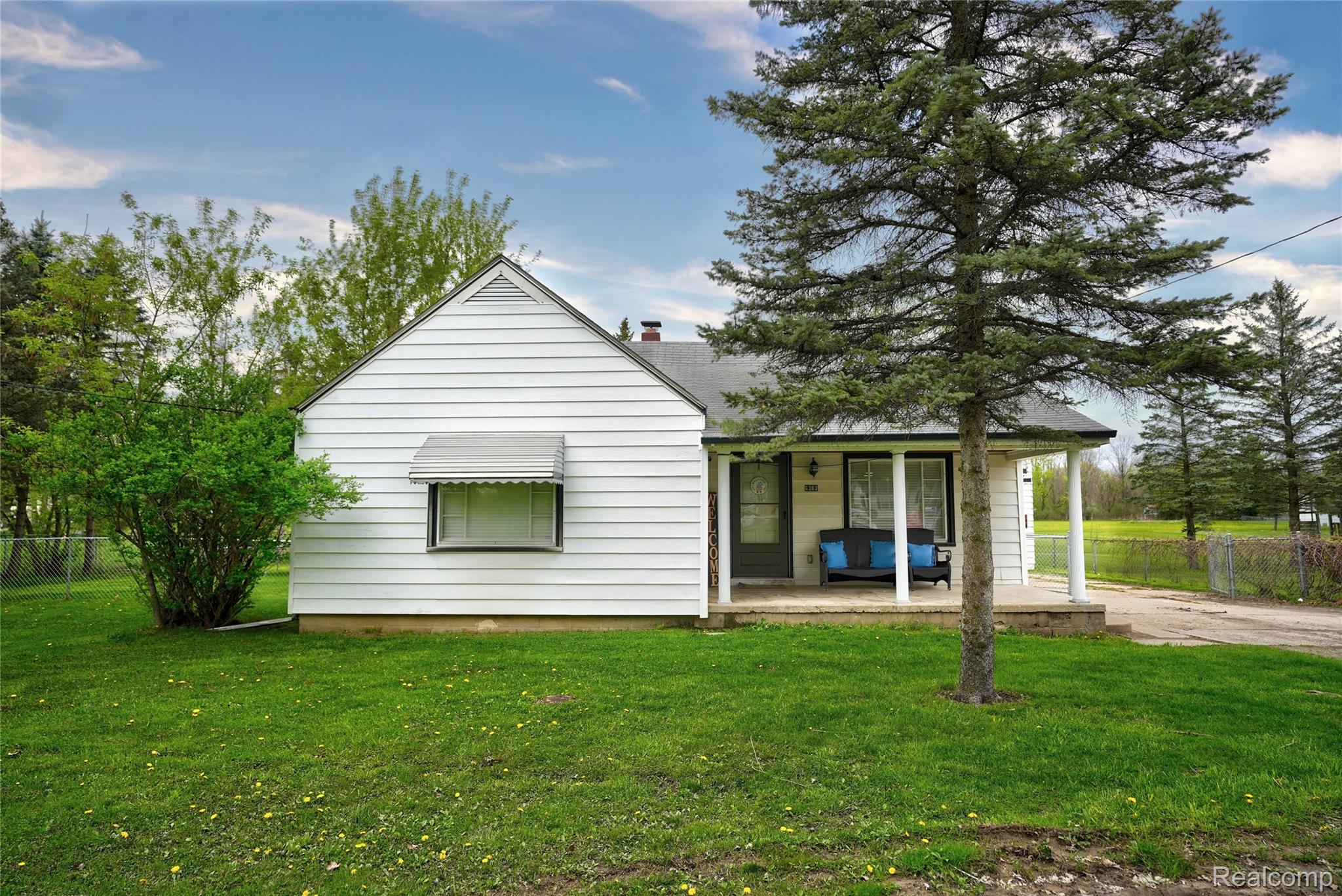6383 Lapeer Road