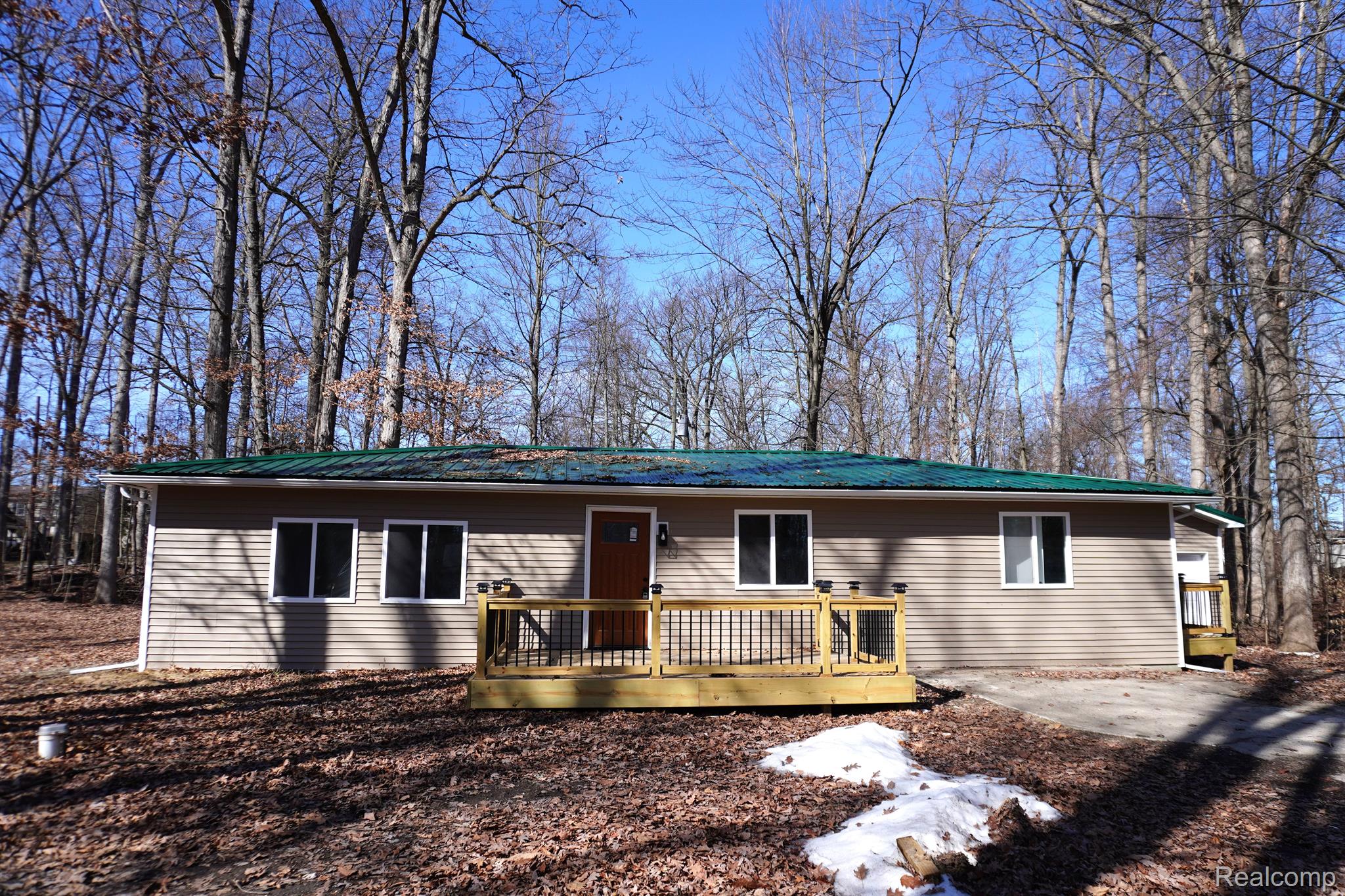 631 PINE Drive