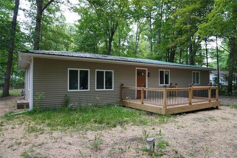 631 PINE Drive Deerfield Township MI 48421