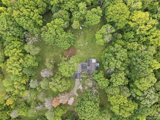 6221 W MAPLE RD, WEST BLOOMFIELD, MI 48322 - Image eef7b14a42fa39c83aba3d09e593d445/863542073