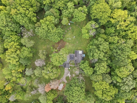 Photo for 6221 W Maple Road