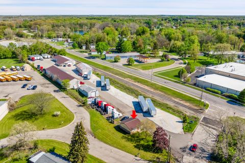 2155 DELHI Street NE Delhi Charter Township Ingham MI 48842