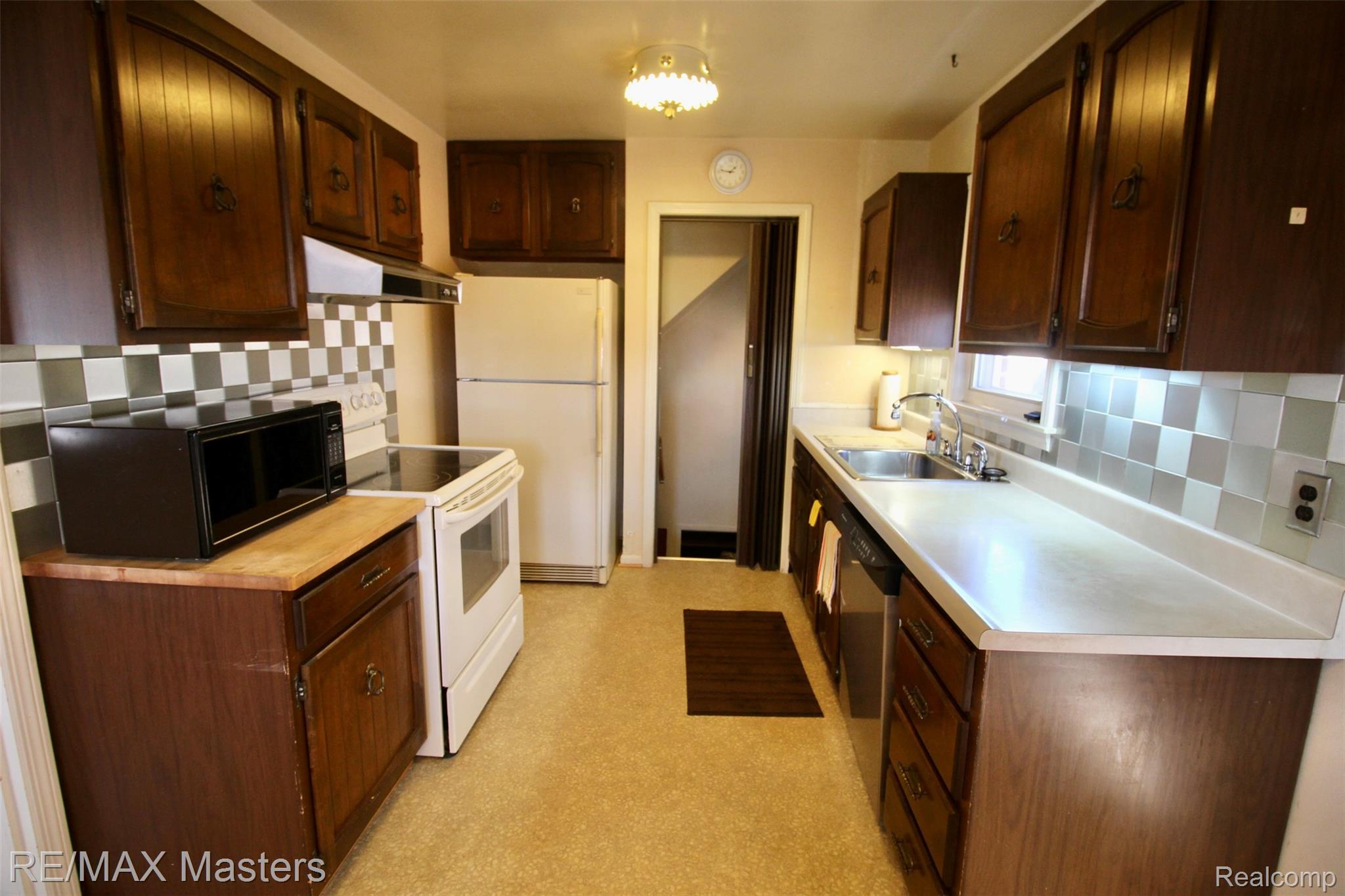 13522 Rosedale Street