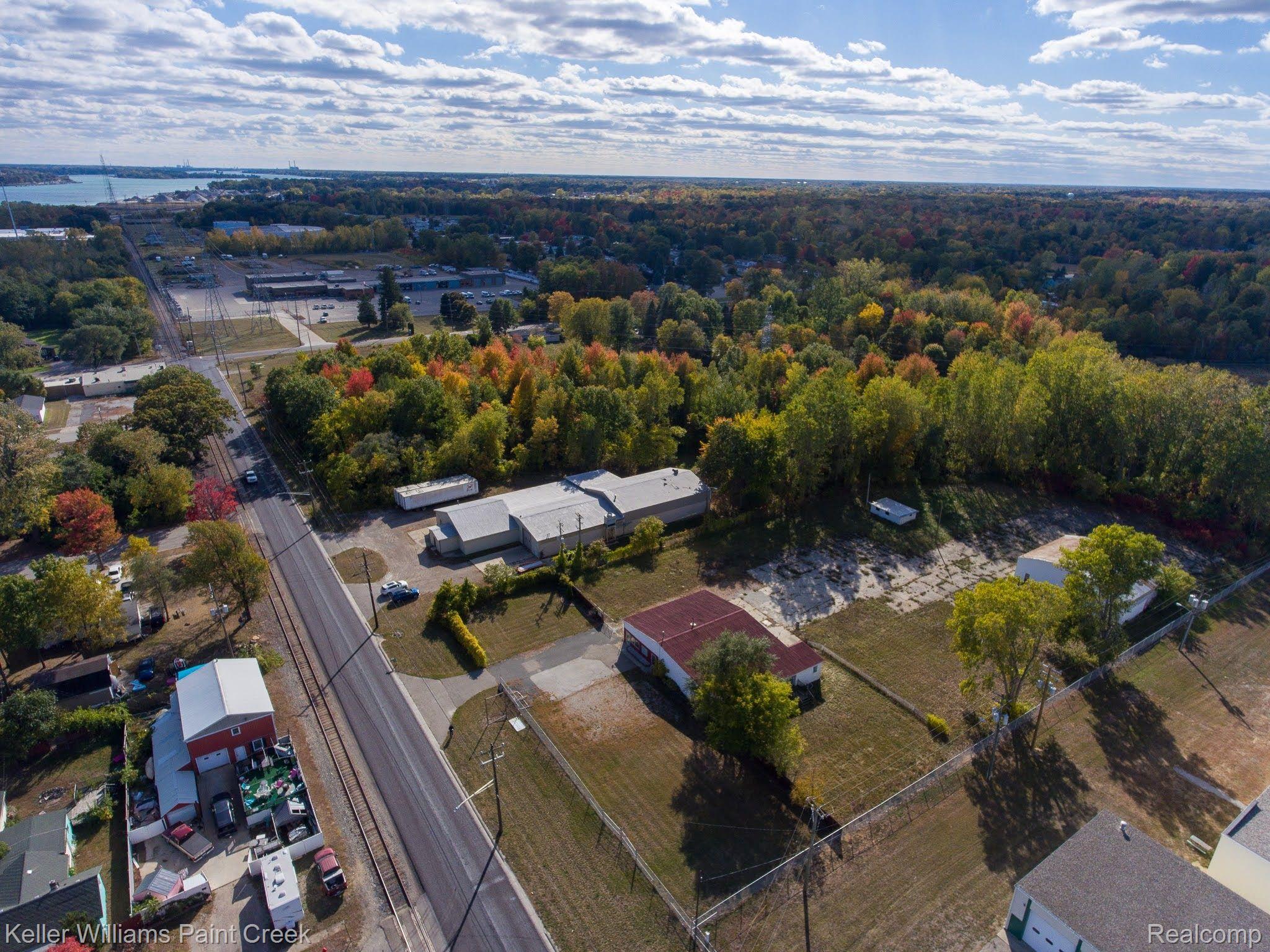 3905-3921 32nd Street