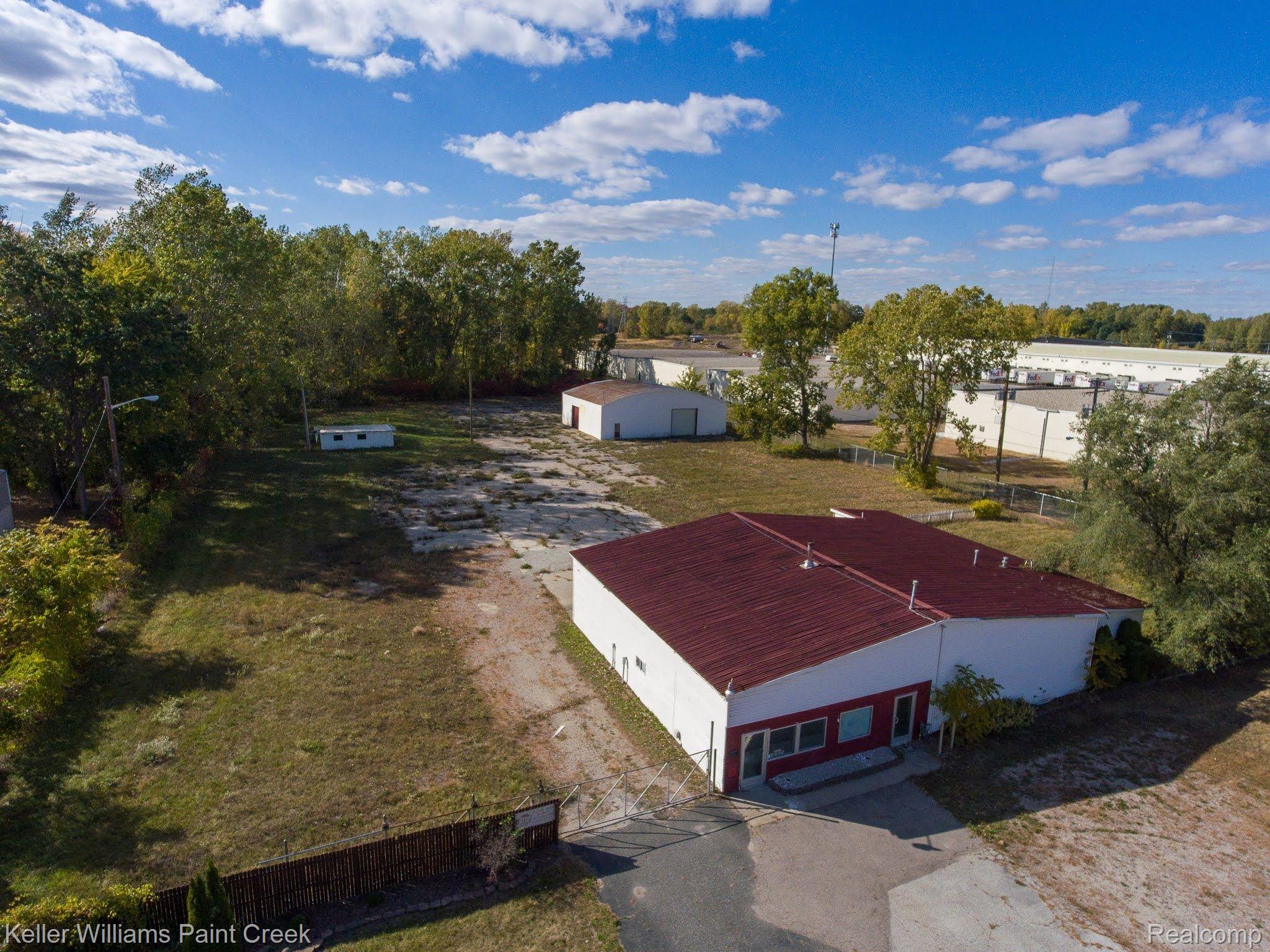 3905-3921 32nd Street