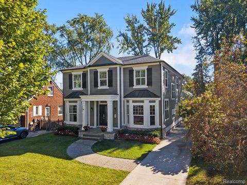Photo of 2106 Pembroke Road, Birmingham City, MI 48009 (MLS # 20251041941)