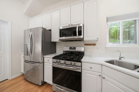 Tiny photo for 712 Glen Oak Drive, Unknown, MI 48158 (MLS # 55026024988)