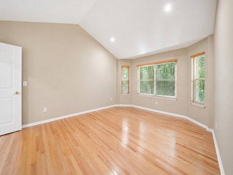 Tiny photo for 712 Glen Oak Drive, Unknown, MI 48158 (MLS # 55026024988)
