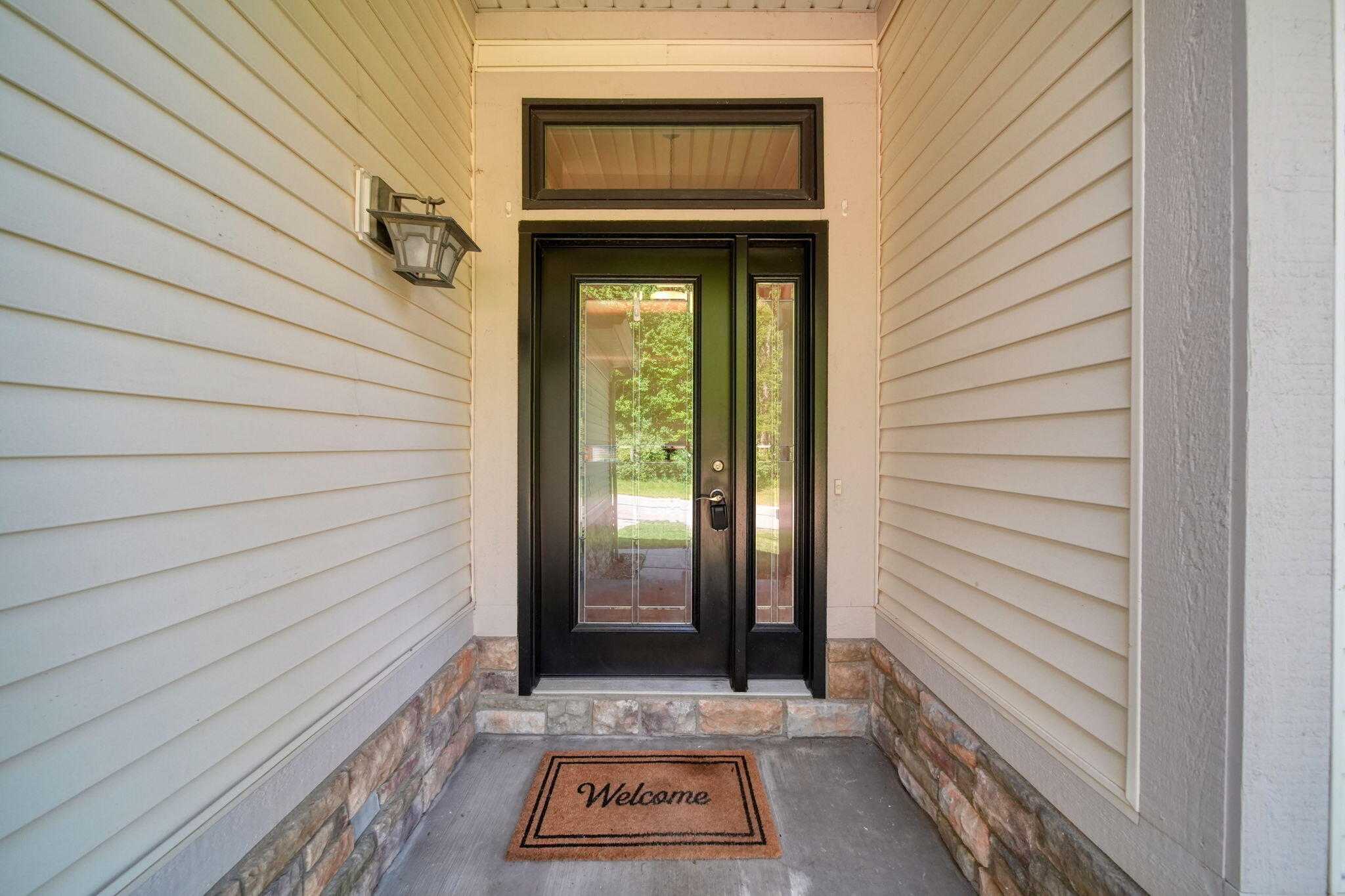 712 Glen Oak Drive