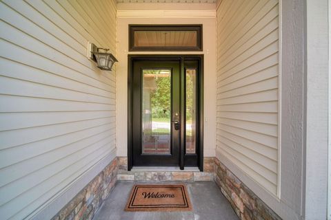 Tiny photo for 712 Glen Oak Drive, Unknown, MI 48158 (MLS # 55026024988)