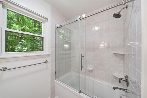 Tiny photo for 712 Glen Oak Drive, Unknown, MI 48158 (MLS # 55026024988)