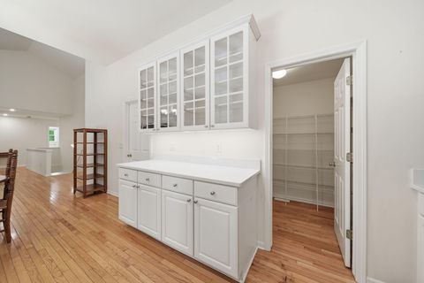 Tiny photo for 712 Glen Oak Drive, Unknown, MI 48158 (MLS # 55026024988)