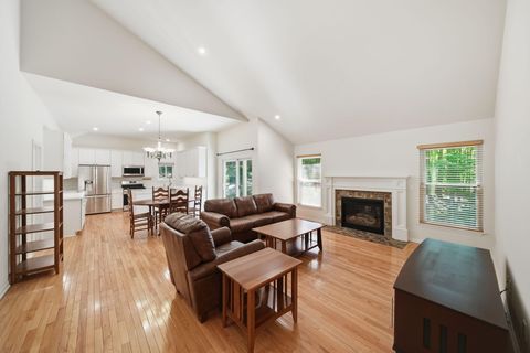 Tiny photo for 712 Glen Oak Drive, Unknown, MI 48158 (MLS # 55026024988)