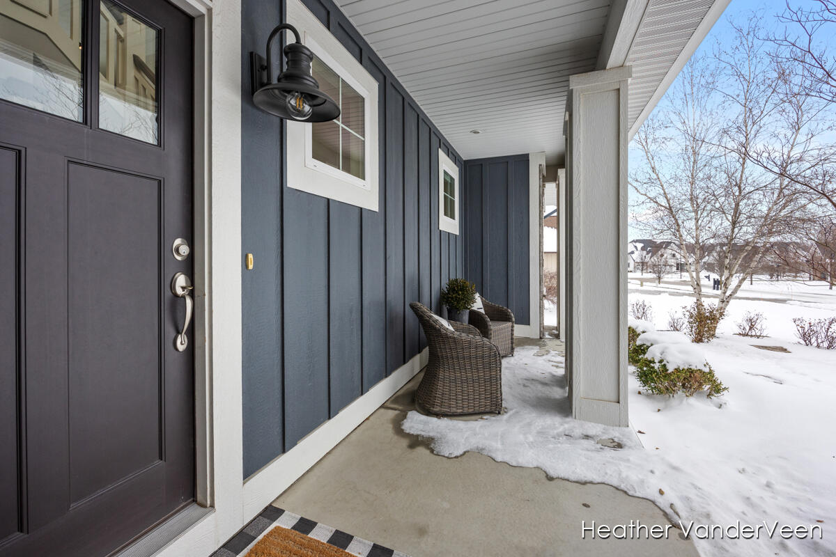 7221 Rosie Shores Drive SW