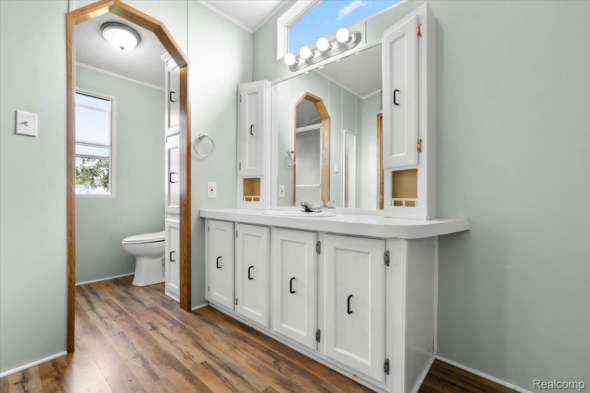 Clinton Charter Township, Michigan 48038, United States, 3 Bedrooms Bedrooms, ,2 BathroomsBathrooms,Residential,Active,167511