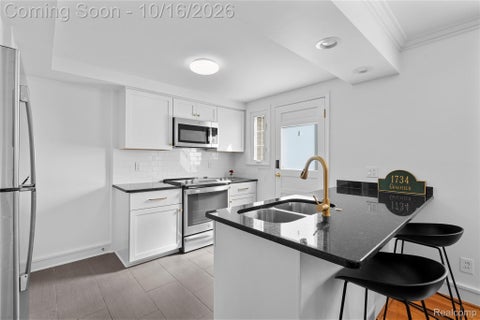 Tiny photo for 1734 Graefield Road, Birmingham City, MI 48009 (MLS # 20261081045)
