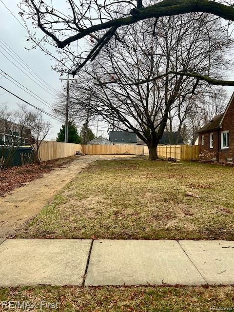 115 N Blair Royal Oak City MI 48067