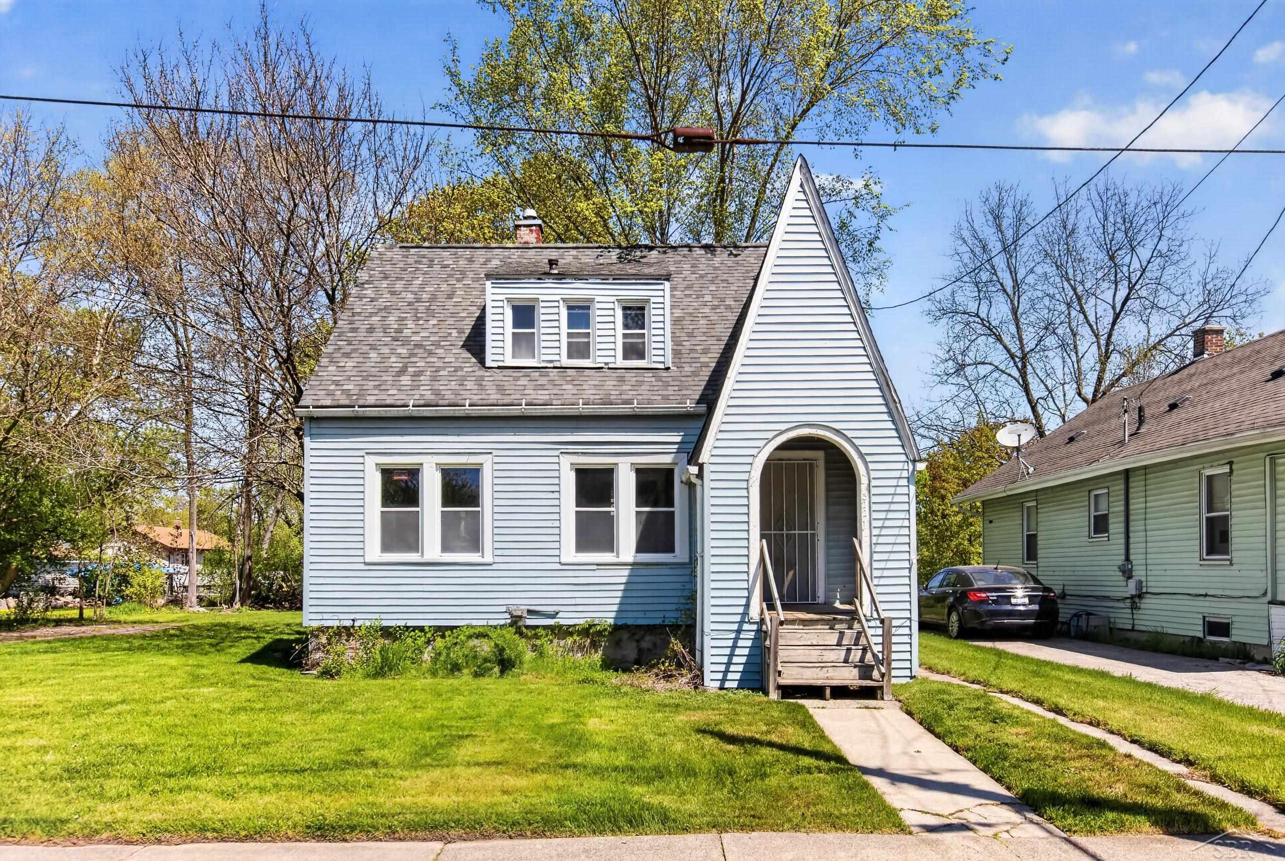 3221 Fulton Street