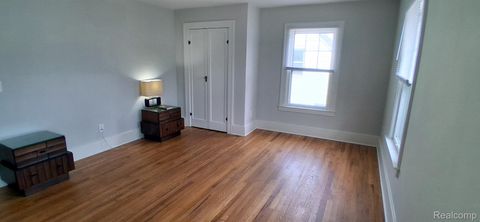 Tiny photo for 160 Chippewa Road, Pontiac City, MI 48341 (MLS # 20261021686)