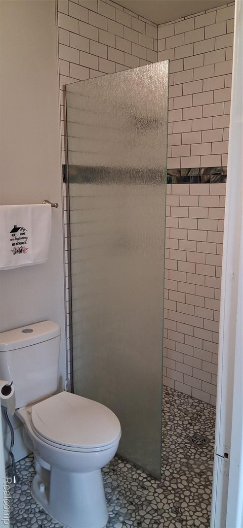 Tiny photo for 160 Chippewa Road, Pontiac City, MI 48341 (MLS # 20261021686)