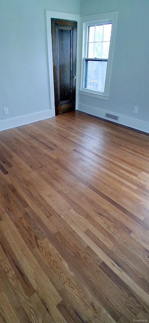 Tiny photo for 160 Chippewa Road, Pontiac City, MI 48341 (MLS # 20261021686)