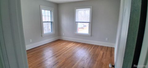 Tiny photo for 160 Chippewa Road, Pontiac City, MI 48341 (MLS # 20261021686)