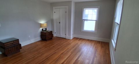 Tiny photo for 160 Chippewa Road, Pontiac City, MI 48341 (MLS # 20261021686)